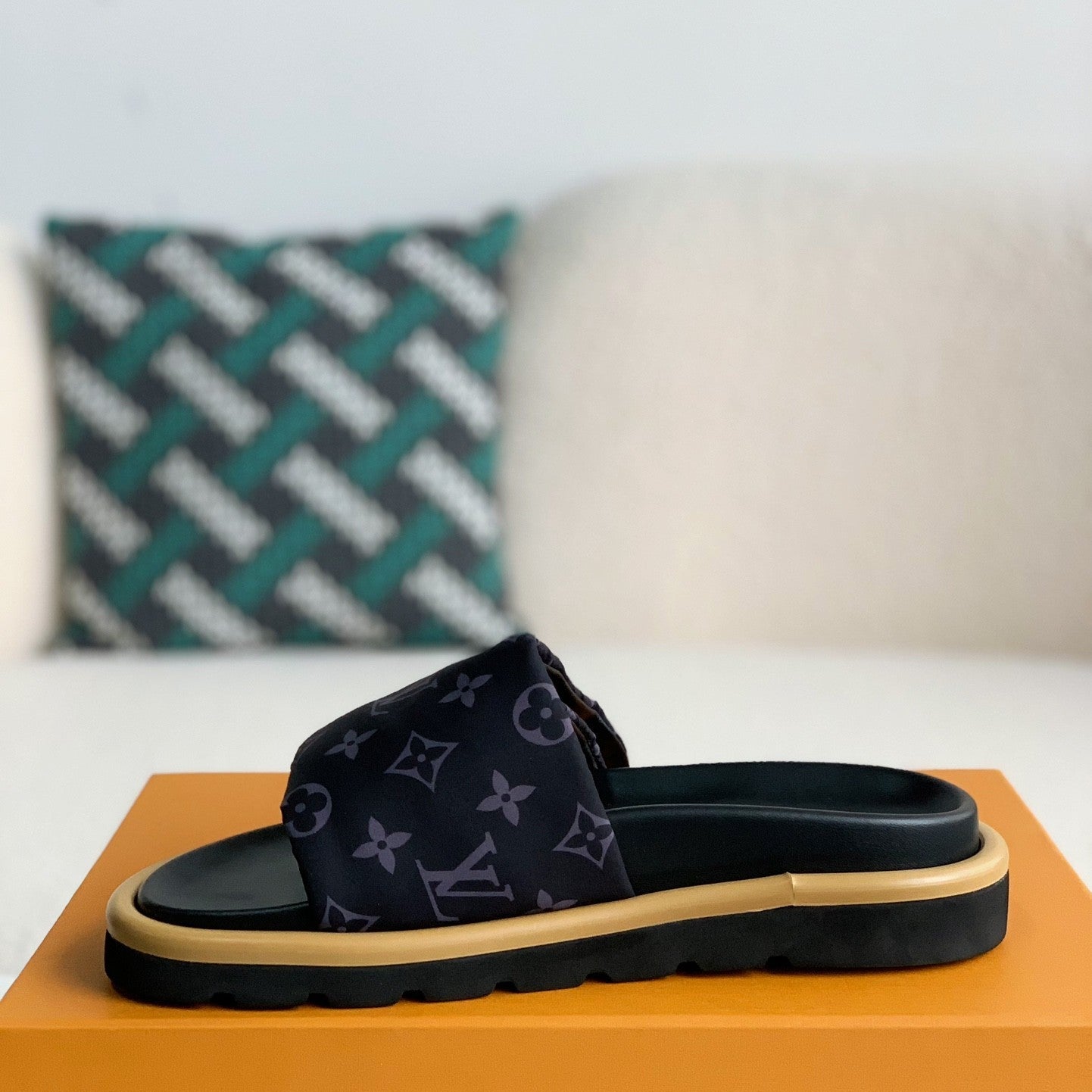 Unisex Letter-Print Slides