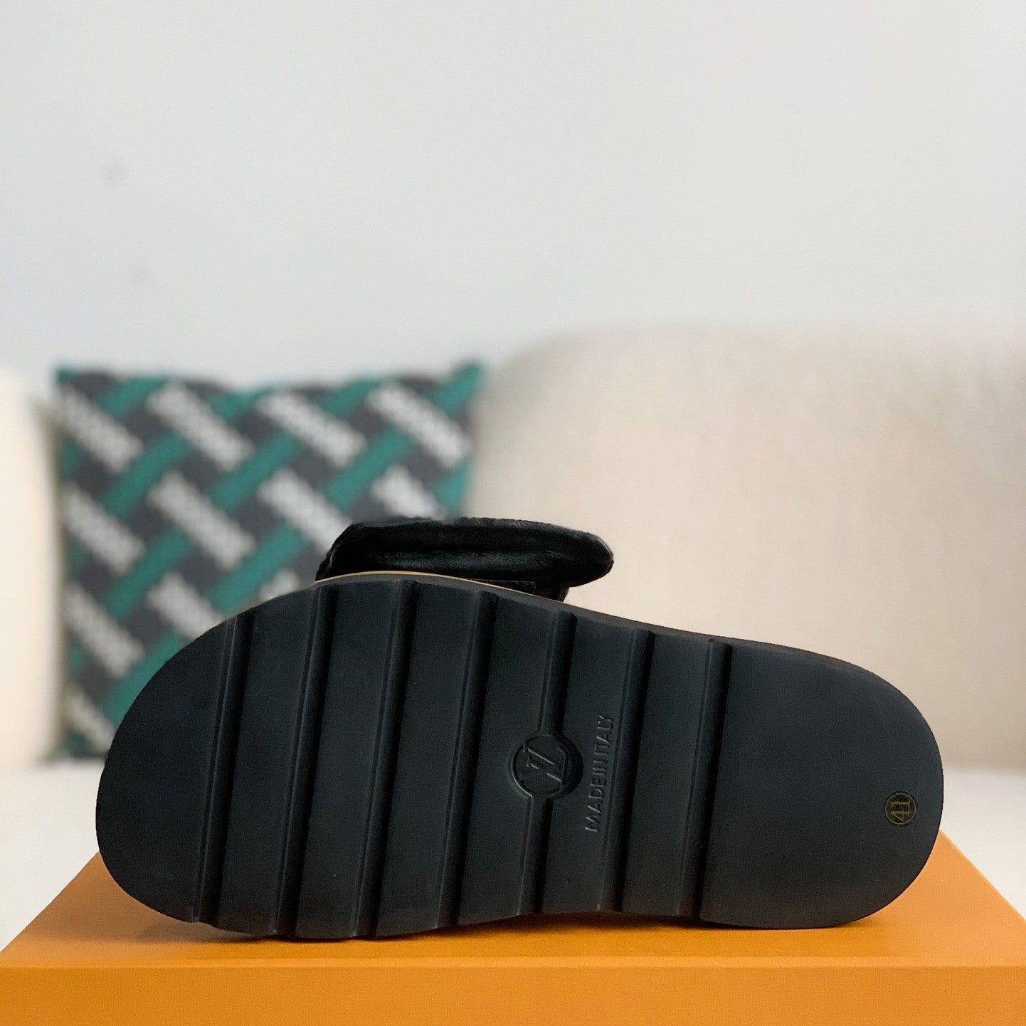 Unisex Letter-Print Slides