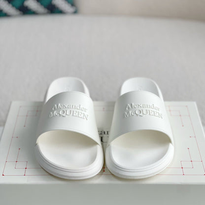 Unisex White Casual Letter-Print Slides