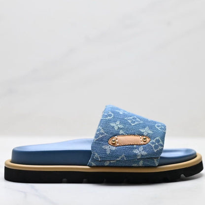 Unisex Slippers — Brand Casual Footwear