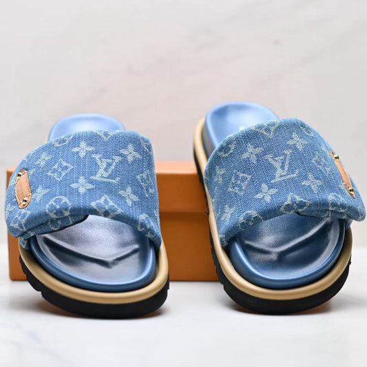 Unisex Slippers — Brand Casual Footwear
