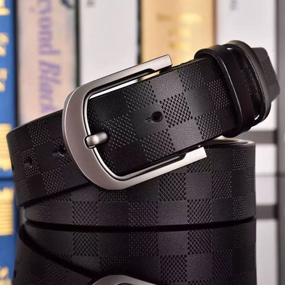Embossed leather belt, men's belt, luxurious and versatile belt for jeans.