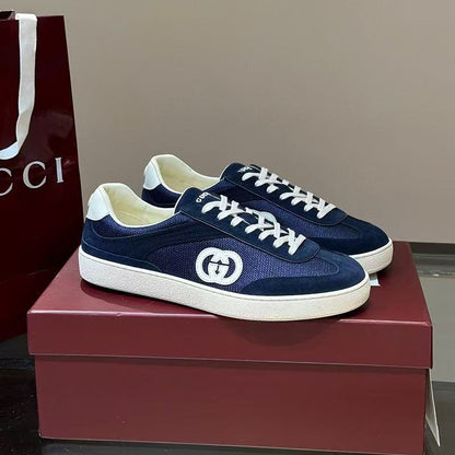 Canvas Sneakers – Stylish Lace-Up Canvas Shoes – Classic Low-Top Casual Shoes