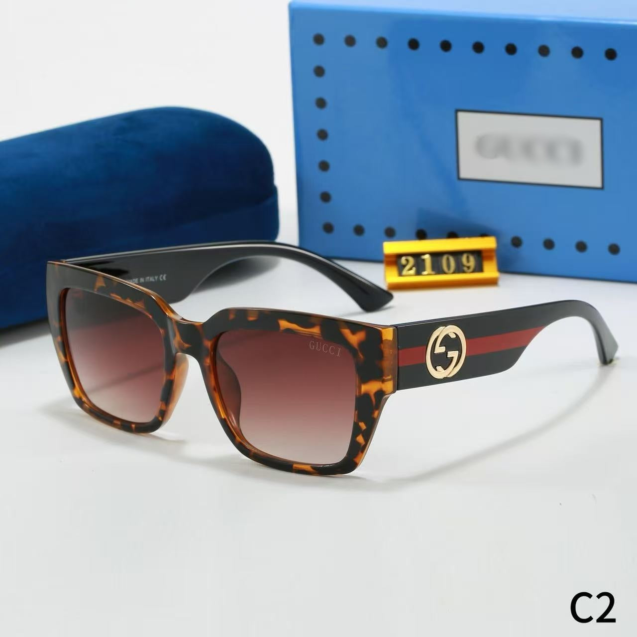 Classic-Style Sunglasses for Men and Women — A Wide Selection