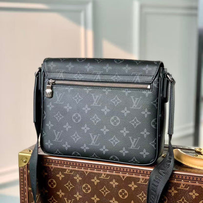 Classic black embossed crossbody/shoulder bag, high quality.