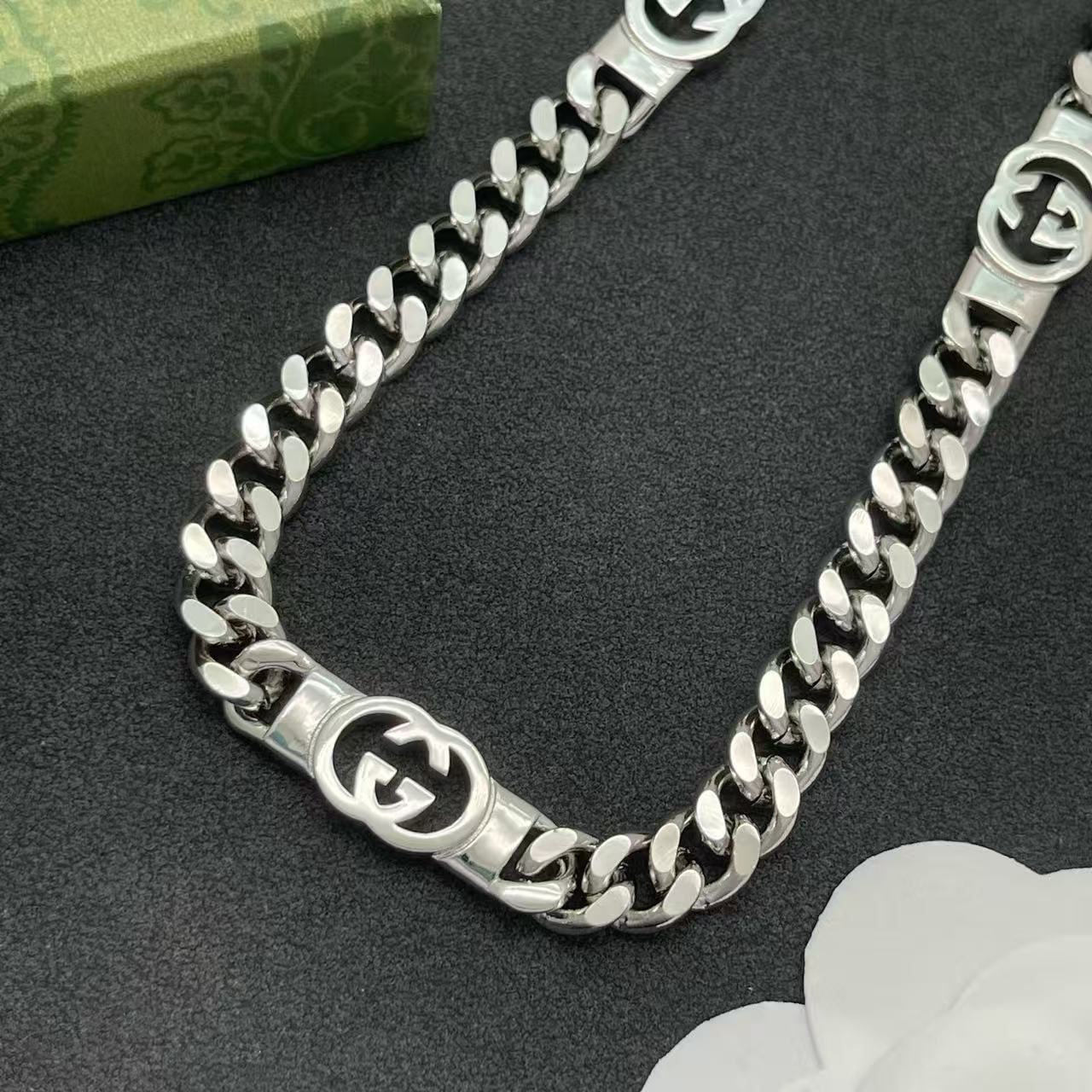 Pendant Necklace, Fashion Jewelry, Gold & Silver