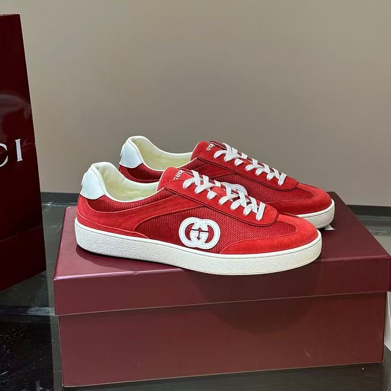 Canvas Sneakers – Stylish Lace-Up Canvas Shoes – Classic Low-Top Casual Shoes