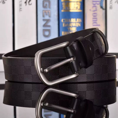 Embossed leather belt, men's belt, luxurious and versatile belt for jeans.