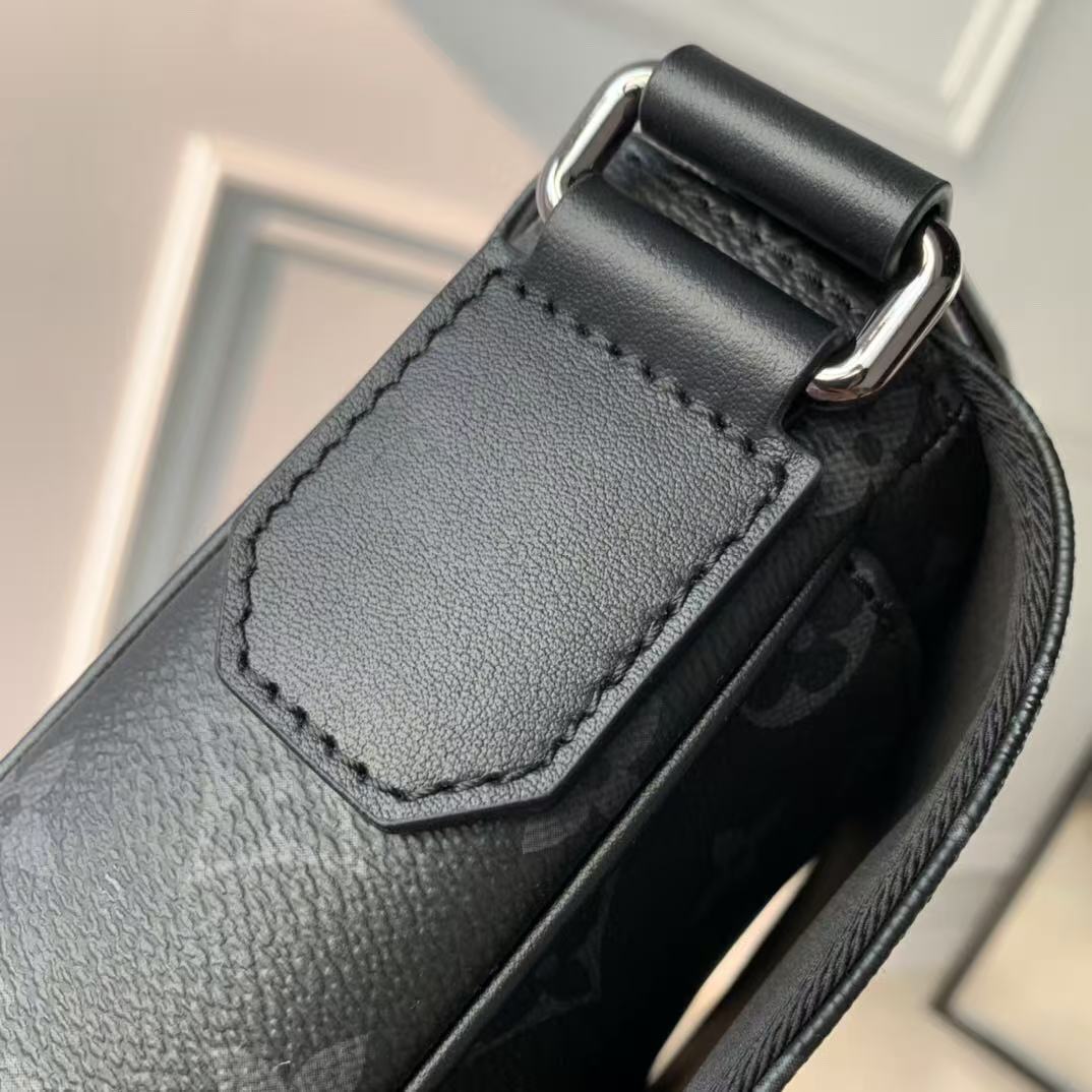 Classic black embossed crossbody/shoulder bag, high quality.