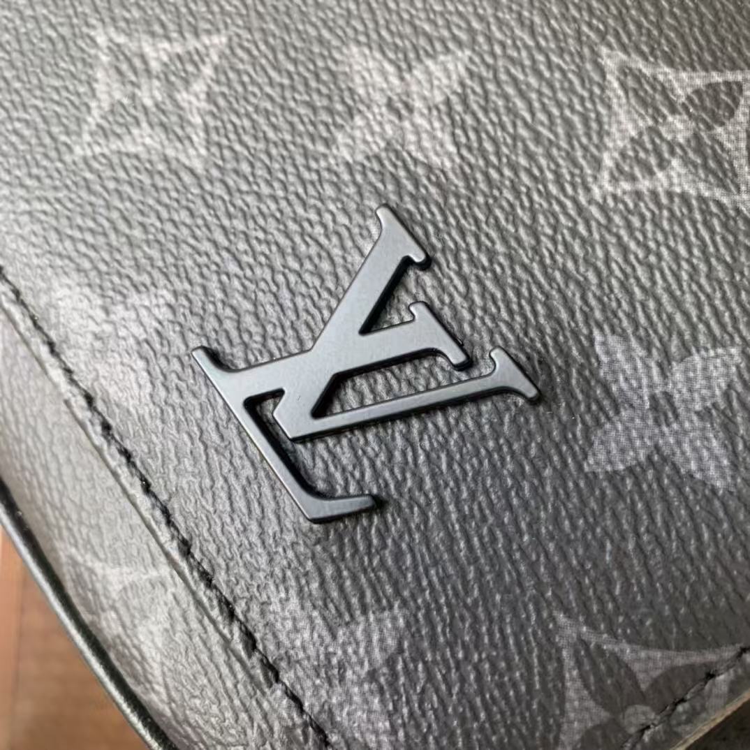 Classic black embossed crossbody/shoulder bag, high quality.